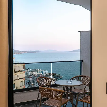 Jula Sea View *