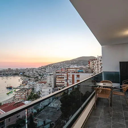 Jula Sea View Lejlighed *